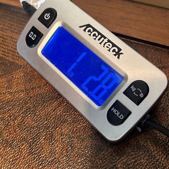 Haggar Pants Mens 34x30 Brown Work To Weekend Khaki No Iron Classic Fit NEW - Picture 9 of 10